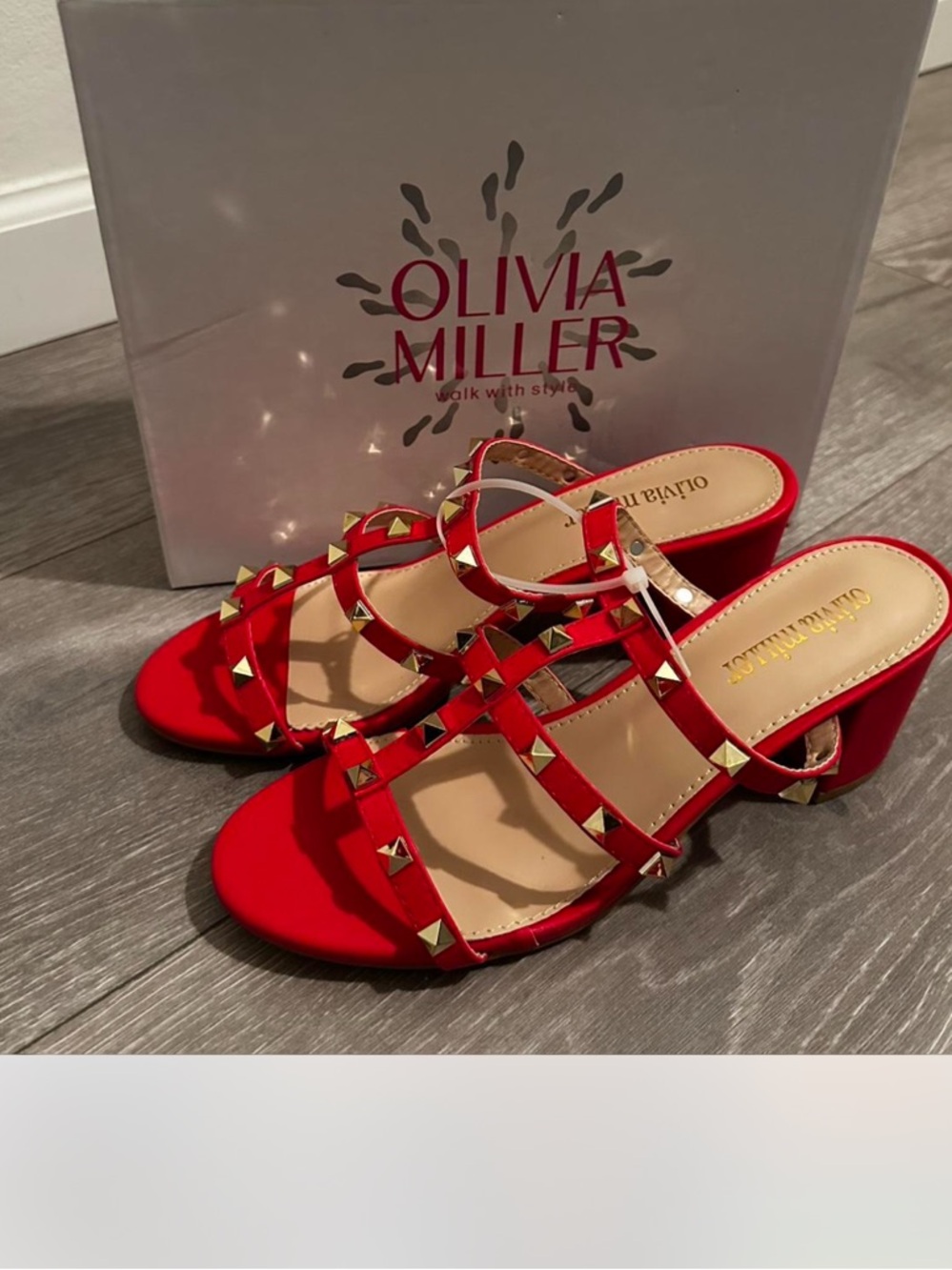 Olivia Miller Red Pyramid-Stud Strappy Block Heels - Picture 3 of 3